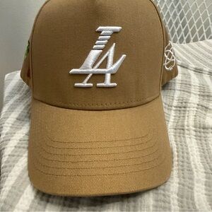 LA Embroidered Baseball Cap - Caramel